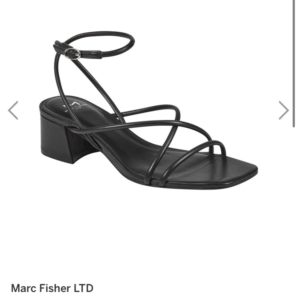 Leather strap sandals